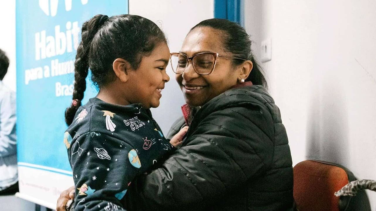 Leia mais sobre o artigo Mães solo no Brasil: a realidade da pobreza e a ajuda da Habitat