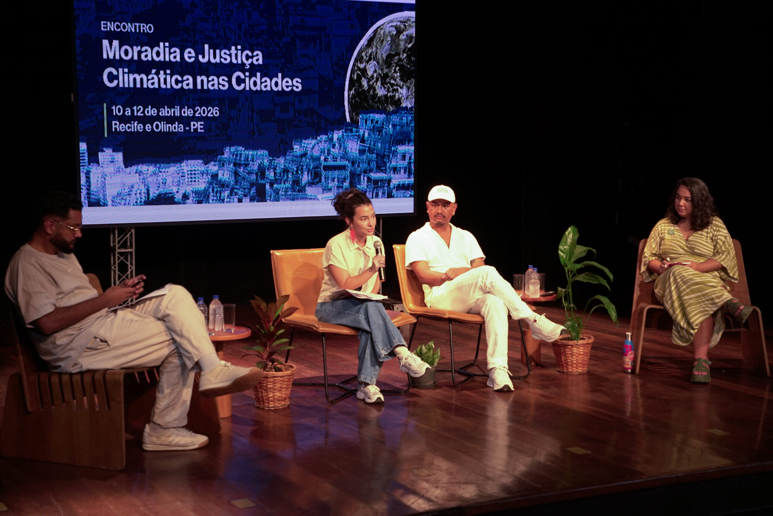 Leia mais sobre o artigo Moradia e justiça climática: encontro em Recife fortalece caminhos para ação nas cidades brasileiras